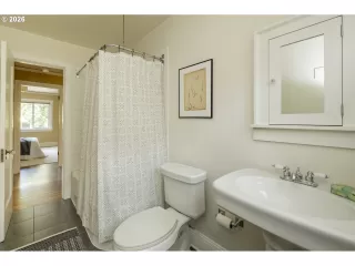 Photo #3: 654276300 Listing 