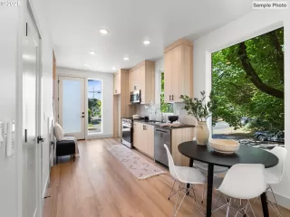 Photo #2: 654759766 Listing 