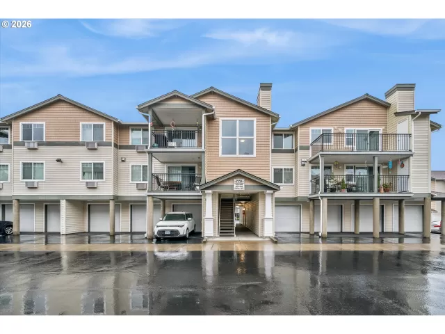MLS: 654903048 Condo For Sale