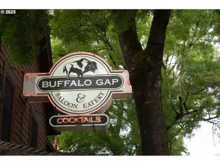 Photo #3: 654912783 Listing 