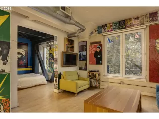 Photo #4: 655324952 Listing