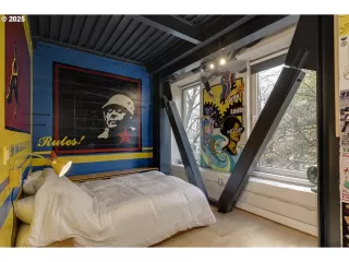 Photo #6: 655324952 Listing