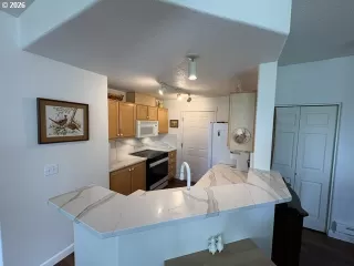 Photo #3: 655340577 Listing 