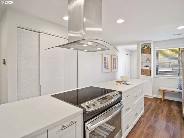 MLS: 655498873 Condo For Sale