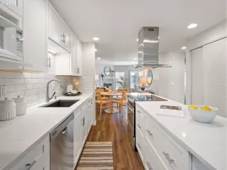 Photo #6: 655498873 Listing