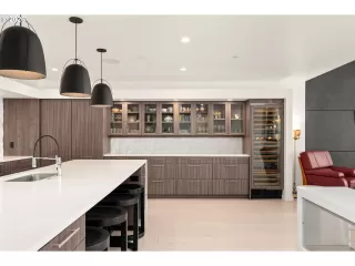Photo #4: 655649532 Listing