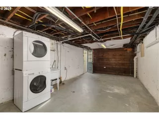 Photo #3: 655915391 Listing 