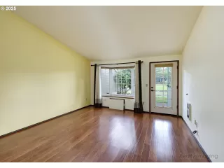 Photo #4: 656221780 Listing 