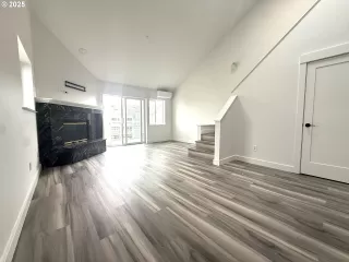 Photo #4: 656470360 Listing