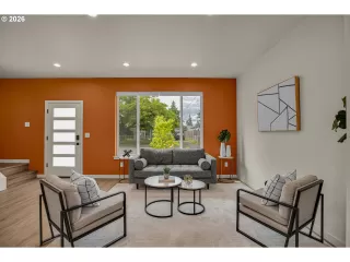 Photo #2: 656986235 Listing