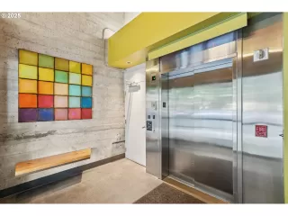 Photo #3: 658246369 Listing