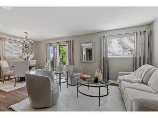 Photo #3: 658628635 Listing 