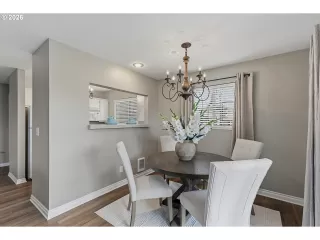 Photo #6: 658628635 Listing 
