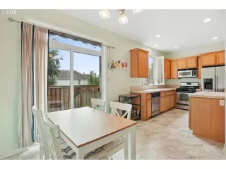 Photo #3: 659129798 Listing 