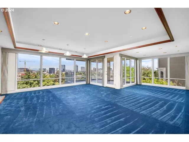 MLS: 660410295 Condo For Sale