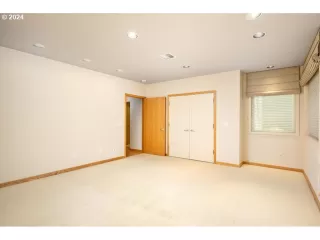 Photo #4: 660410295 Listing 