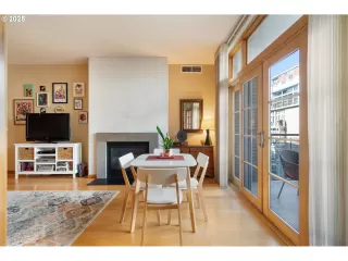 Photo #1: 660485171 Listing 