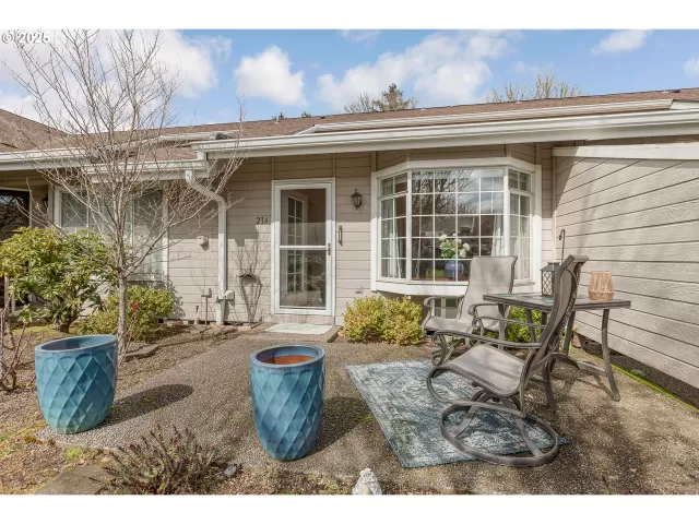 MLS: 660909996 Condo For Sale