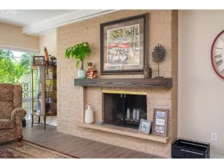 Photo #3: 661033831 Listing