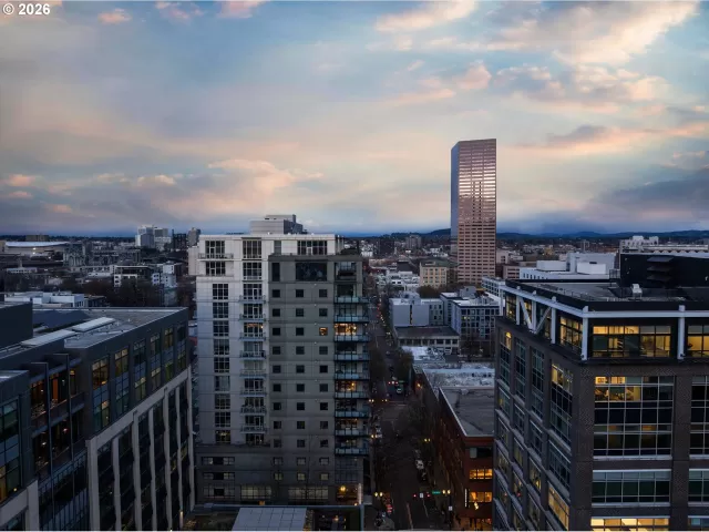 MLS: 661346380 Condo For Sale