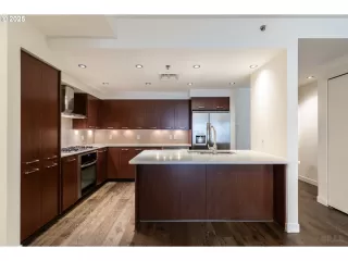 Photo #5: 661454178 Listing 