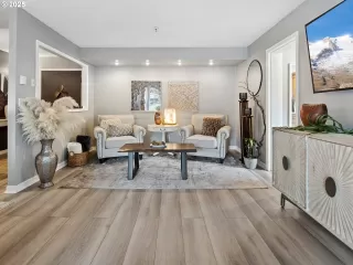 Photo #6: 662289779 Listing 