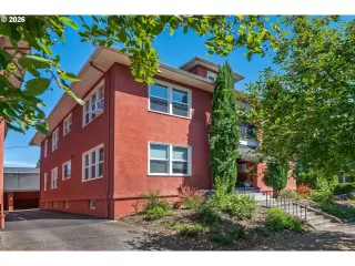Photo #2: 662315009 Listing 