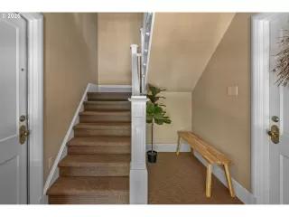 Photo #4: 662315009 Listing 