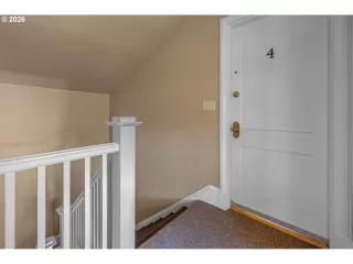 Photo #5: 662315009 Listing 