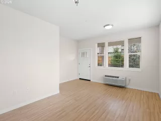 Photo #1: 662388034 Listing 