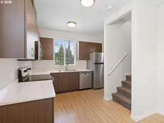 Photo #5: 662388034 Listing 