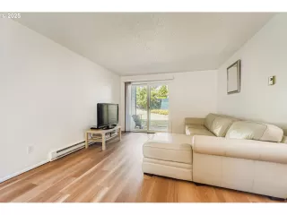 Photo #1: 662447575 Listing 