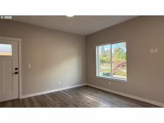 Photo #4: 662658141 Listing 