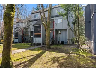 Photo #2: 662840031 Listing