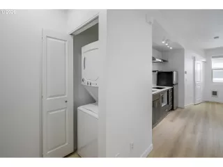 Photo #1: 663497631 Listing