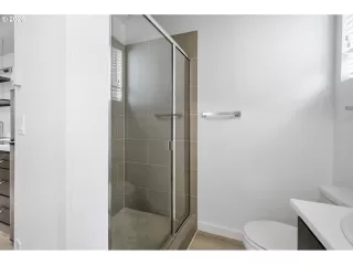 Photo #5: 663497631 Listing