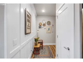 Photo #5: 663944863 Listing