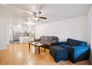 Photo #4: 664226857 Listing 