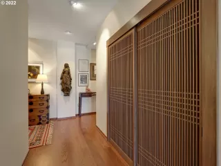 Photo #3: 664375947 Listing