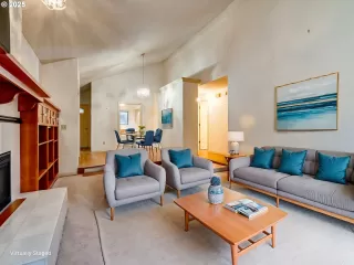 Photo #4: 664467726 Listing 