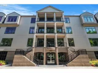 Photo #1: 664515711 Listing