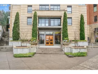 Photo #1: 665362575 Listing 