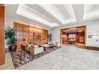 Photo #2: 665362575 Listing 