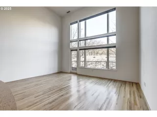 Photo #2: 665980484 Listing