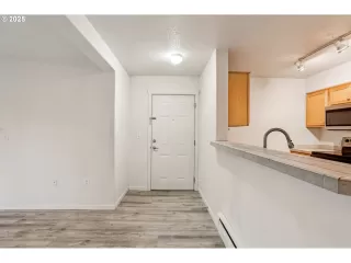 Photo #4: 666002740 Listing 