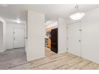 Photo #5: 666002740 Listing 