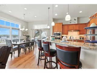 Photo #6: 666232973 Listing 