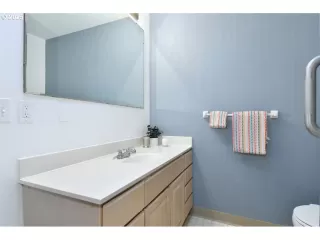 Photo #4: 666355183 Listing