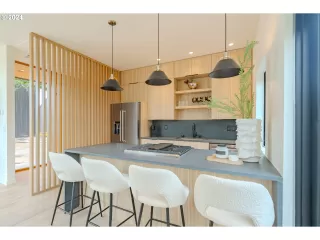 Photo #1: 667374870 Listing 