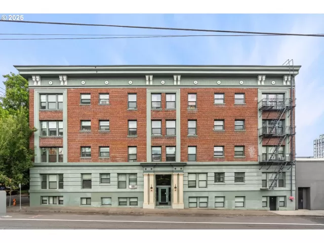 MLS: 667446594 Condo For Sale